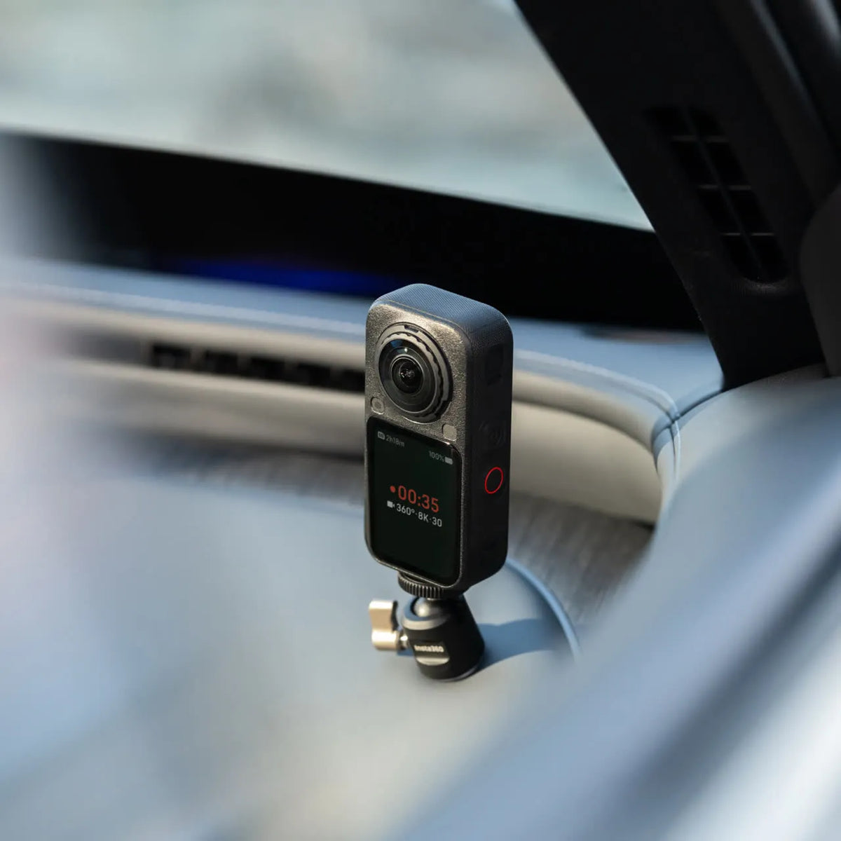 Insta360 1/4-Inch In-Car Mount Adapter