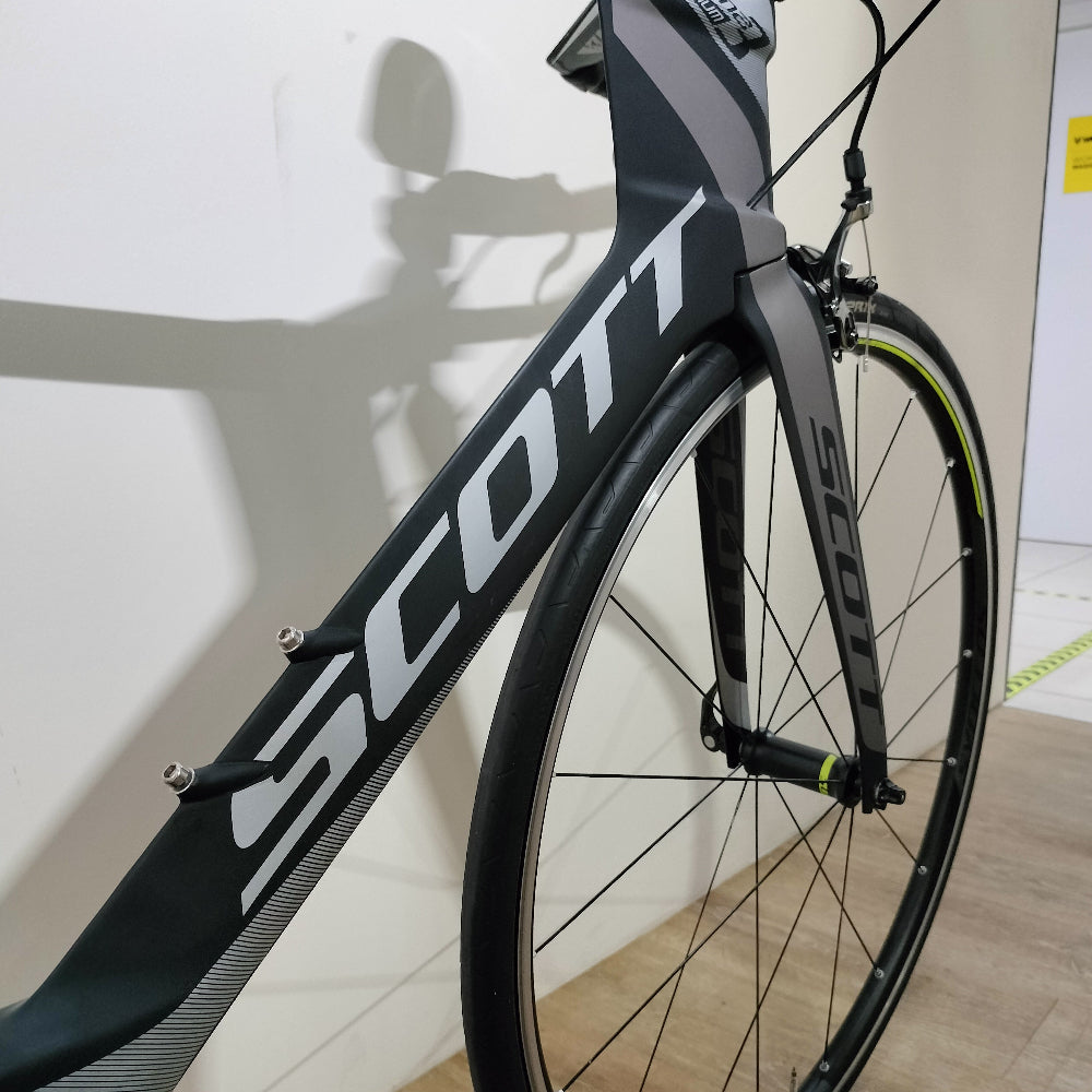 Preloved Scott Plasma 3 Premium Road Bike