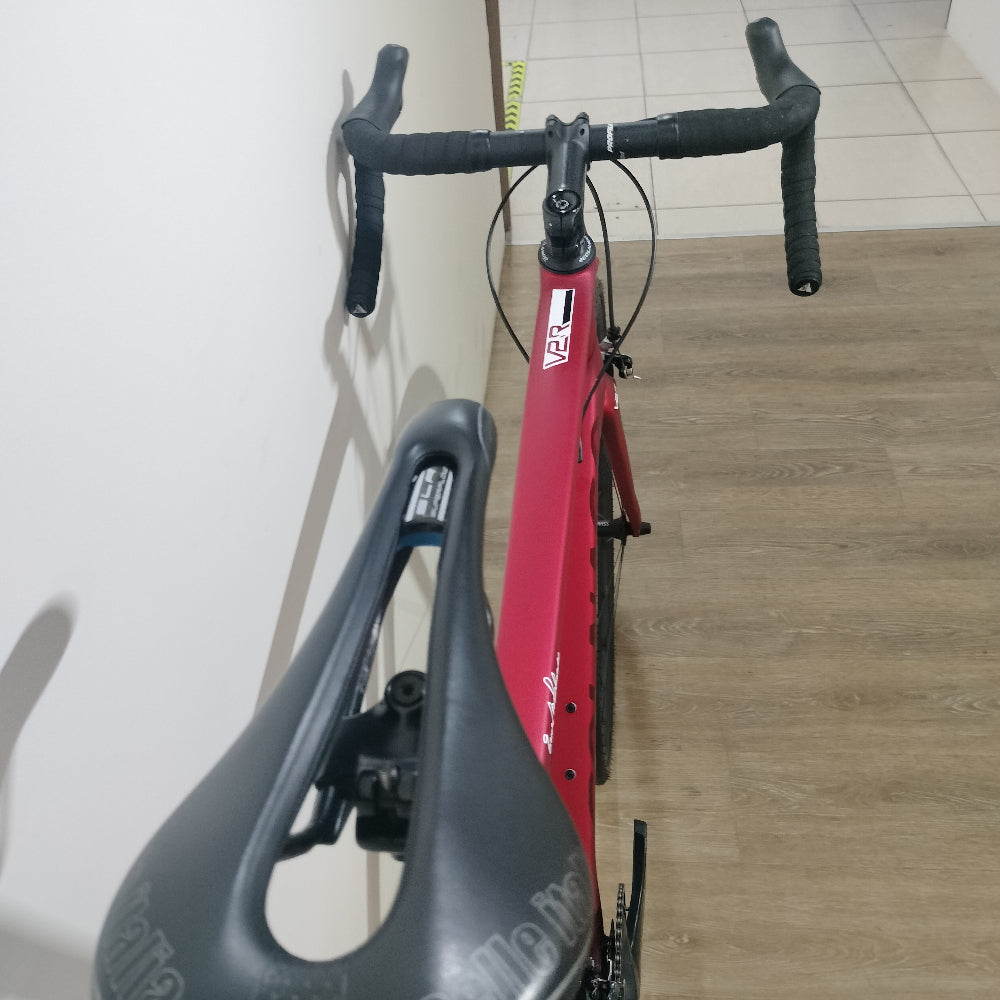 Preloved Custom Colnago V2-R Road Bike