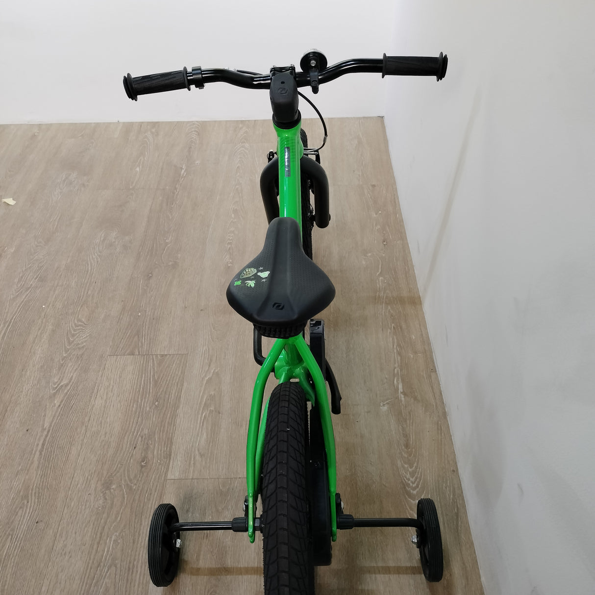 Preloved Scott Roxter 16 Kids Bike