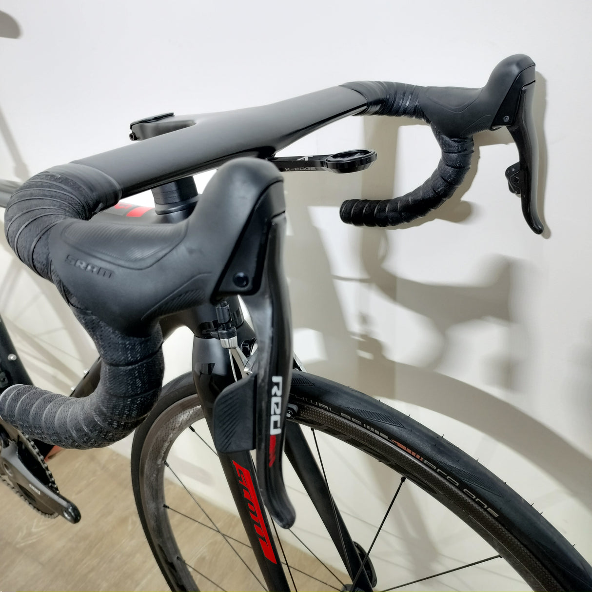 Preloved Scott Addict RC Etap AXS Road Bike