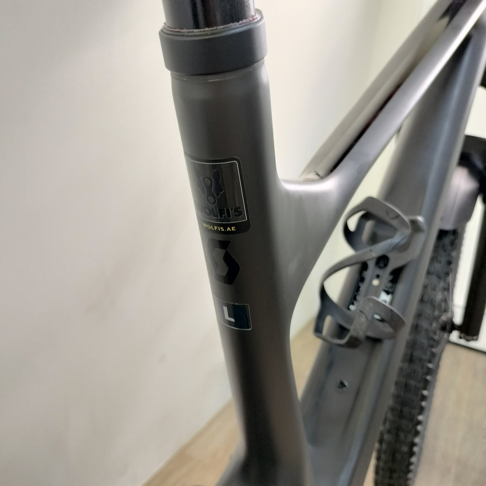 Preloved Custom Scott Spark 940 Mountain Bike