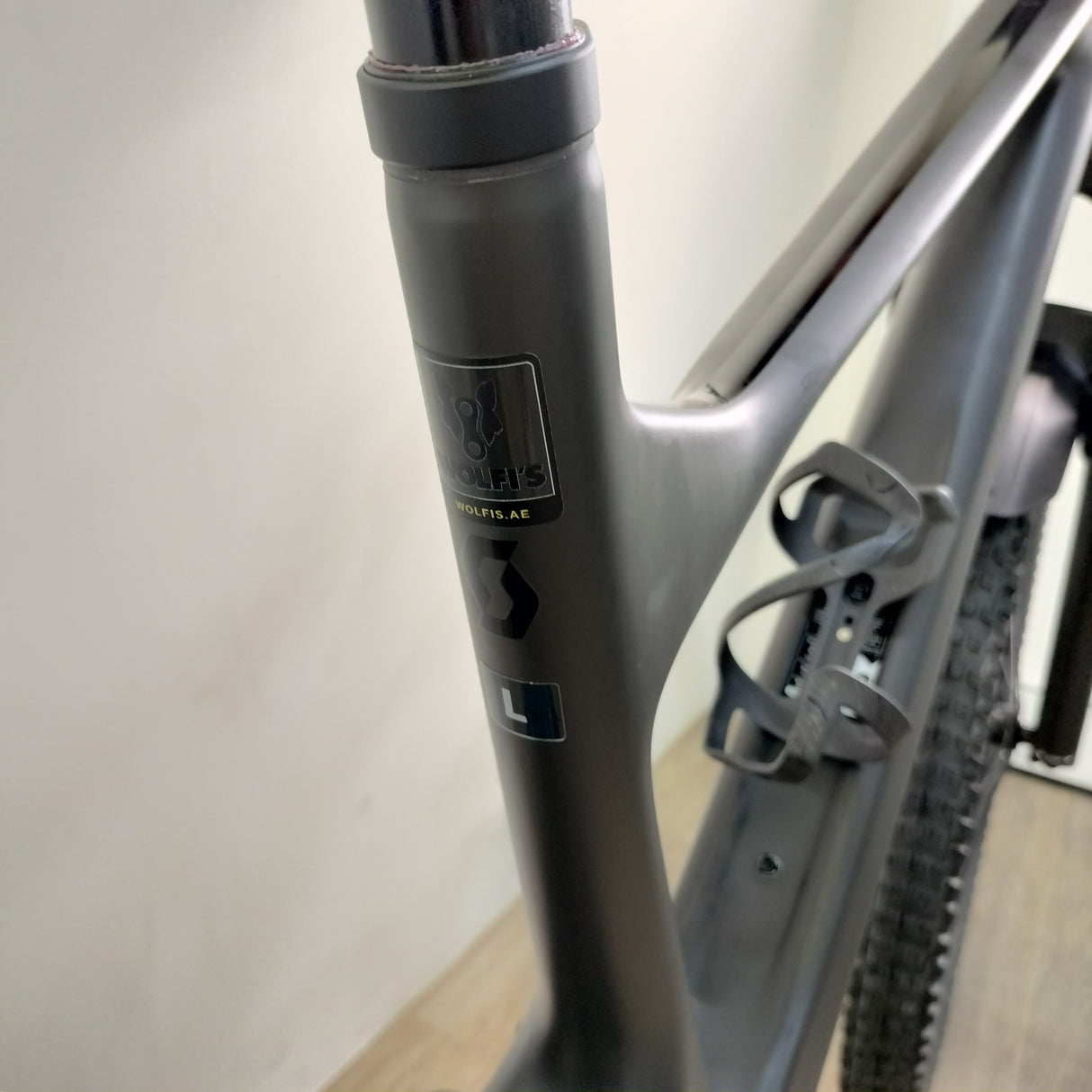 Preloved Custom Scott Spark 940 Mountain Bike