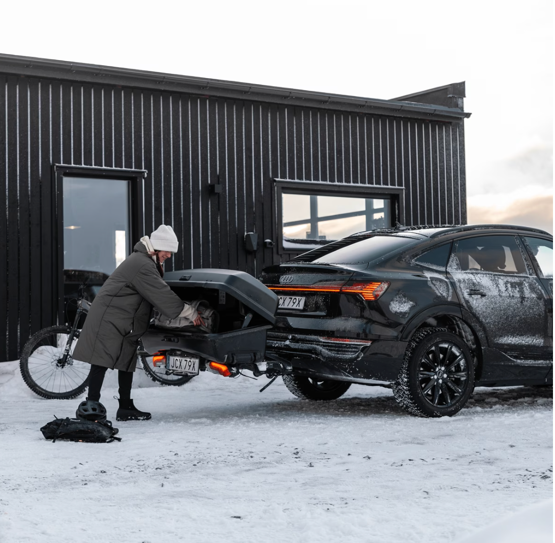 Thule Santu Towbar Cargo Carrier