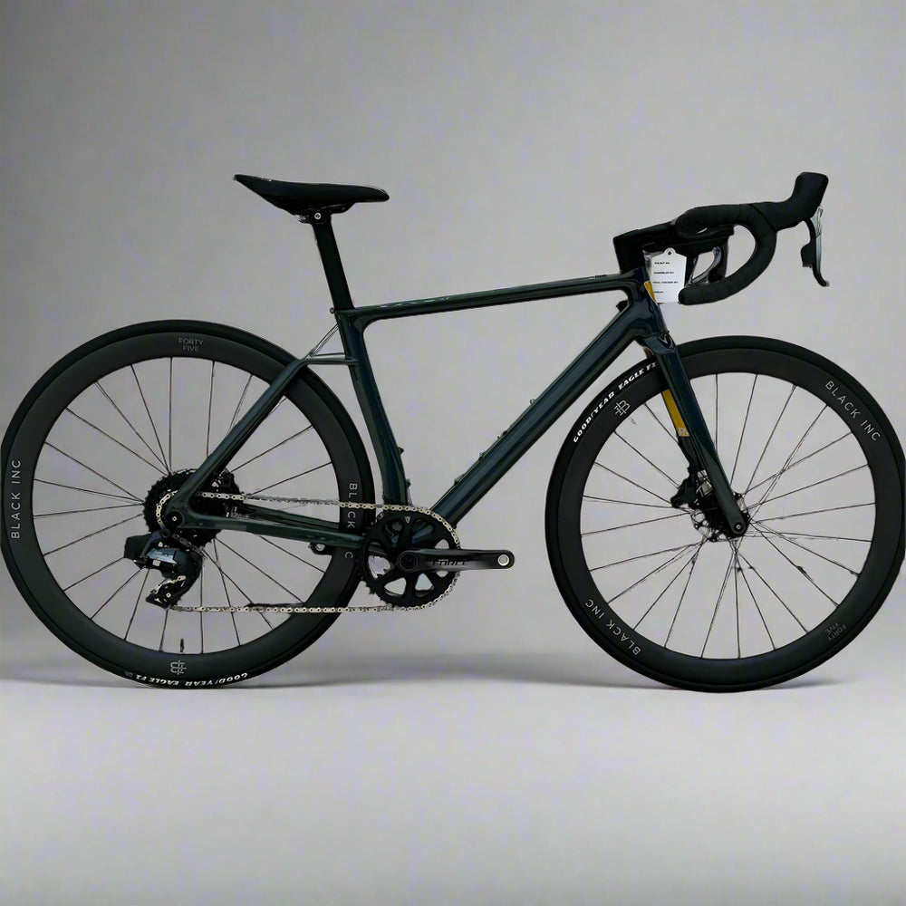 Preloved Vielo R+1 Alto Sram Force etap AXS 1x12 with Black Inc Small Road Bike
