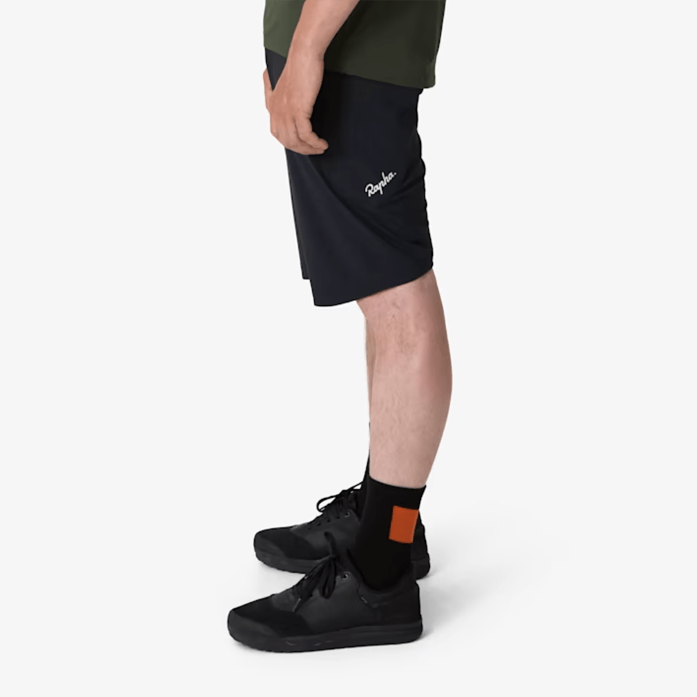 Rapha Men's Trail Shorts - Wolfis