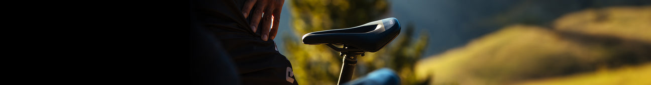 Fizik Saddles
