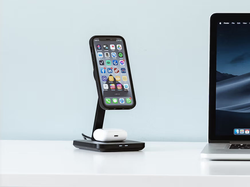 Quad Lock Dual MAG Desktop Wireless Charger