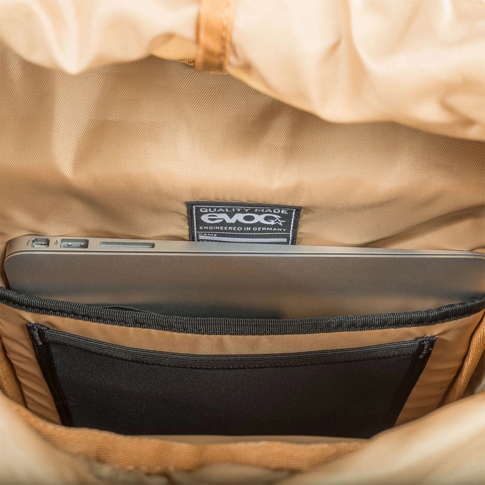Evoc MISSION 22  Everyday Backpack