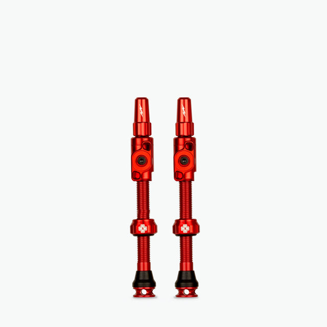 Muc-Off Big Bore Lite Tubeless Valves large bore red blue pair
