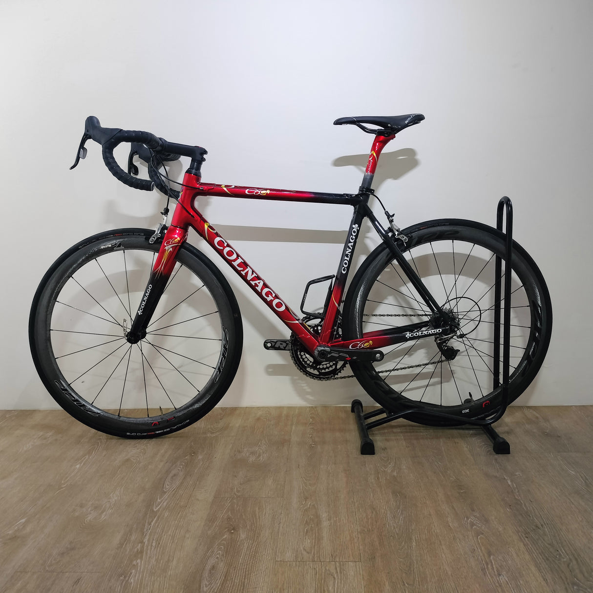 Preloved Custom Colnago V2-R Road Bike