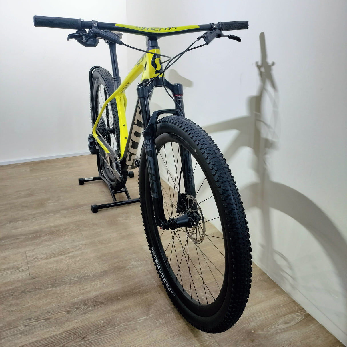 Preloved Scott Scale RC World Cup Mountain Bike