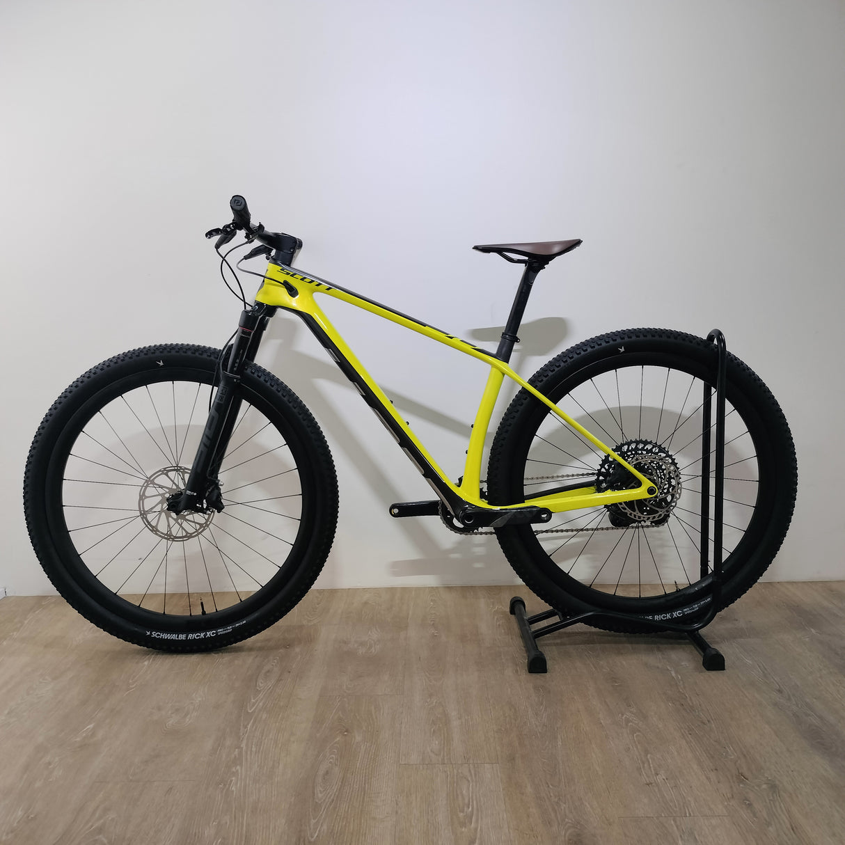 Preloved Scott Scale RC World Cup Mountain Bike