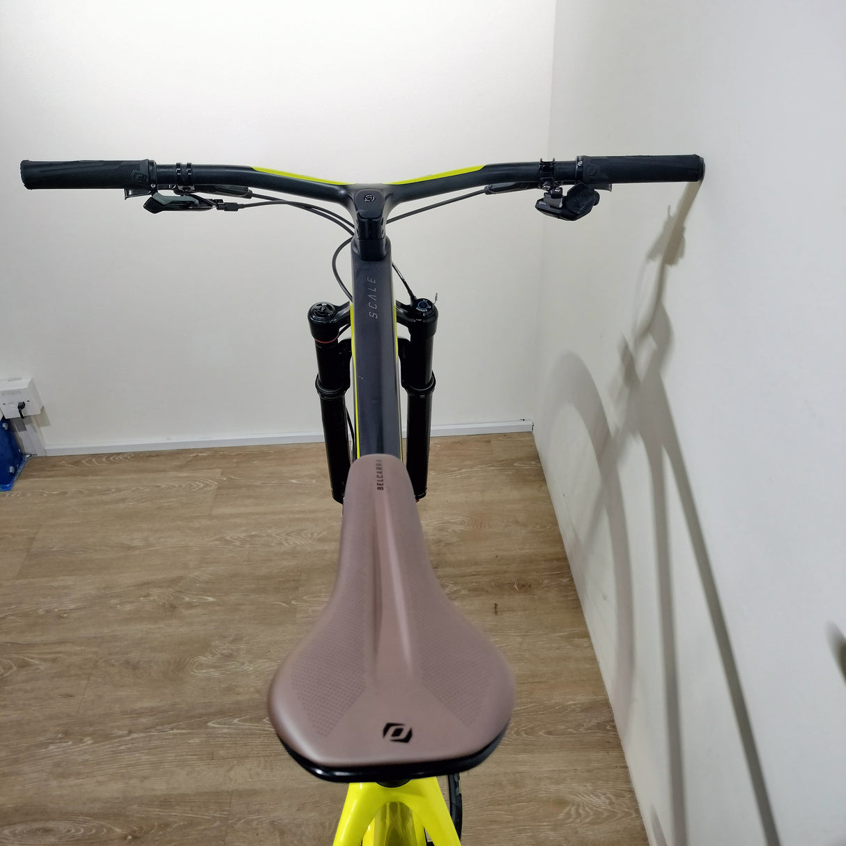 Preloved Scott Scale RC World Cup Mountain Bike