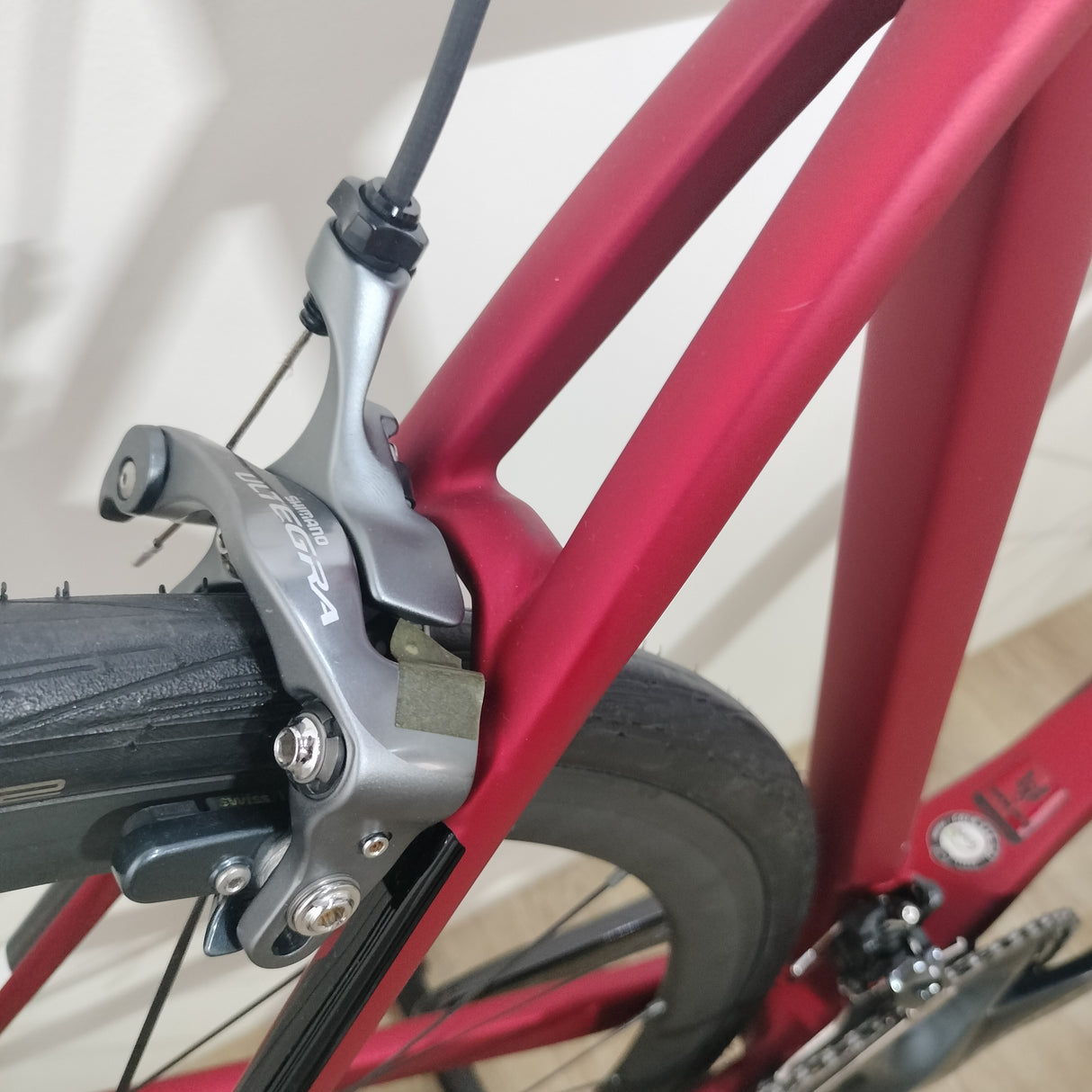 Preloved Custom Colnago V2-R Road Bike