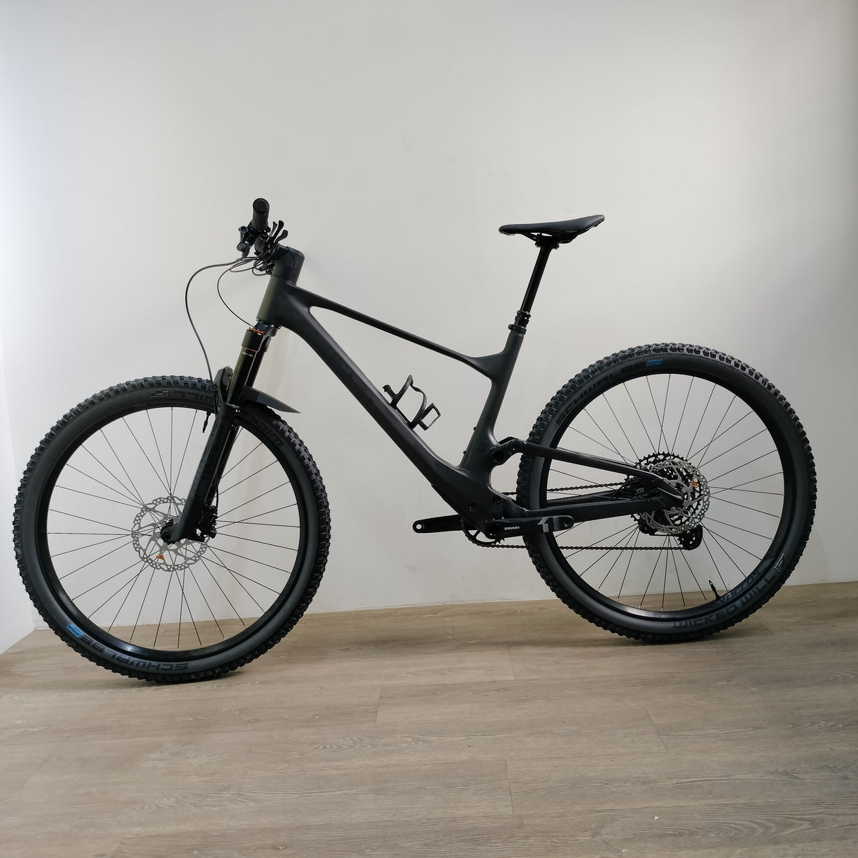 Preloved Custom Scott Spark 940 Mountain Bike