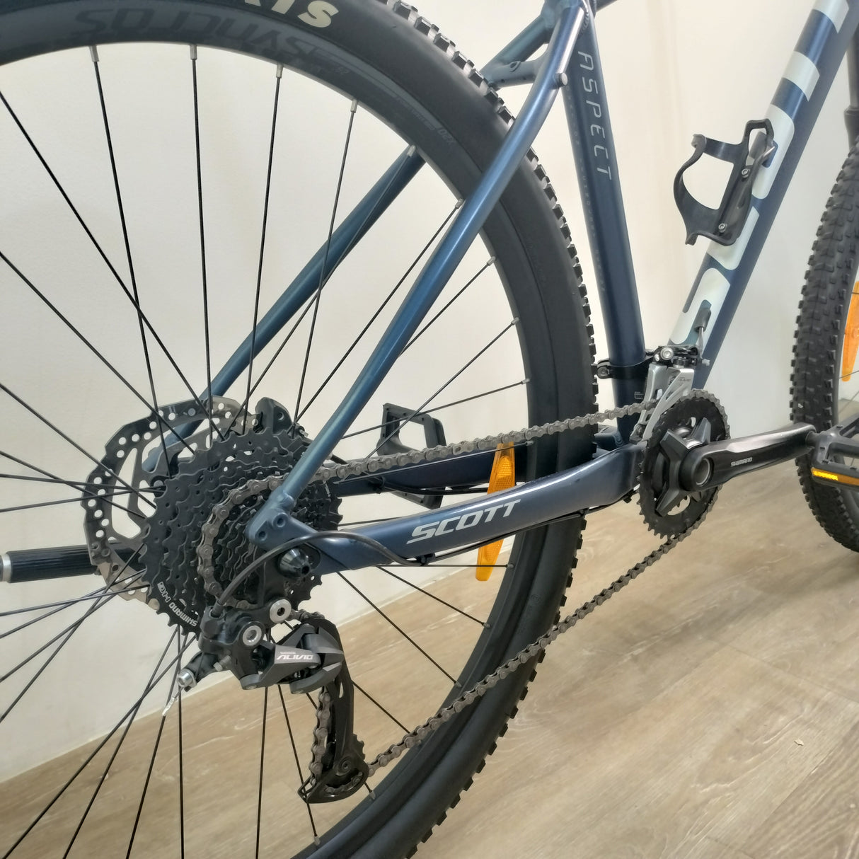 Preloved Scott Aspect 940 Mountain Bike