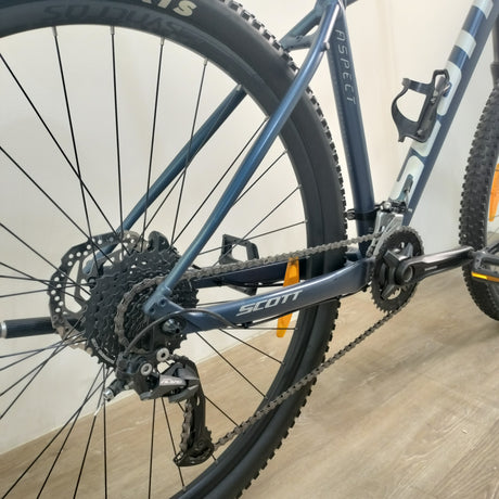 Preloved Scott Aspect 940 Mountain Bike