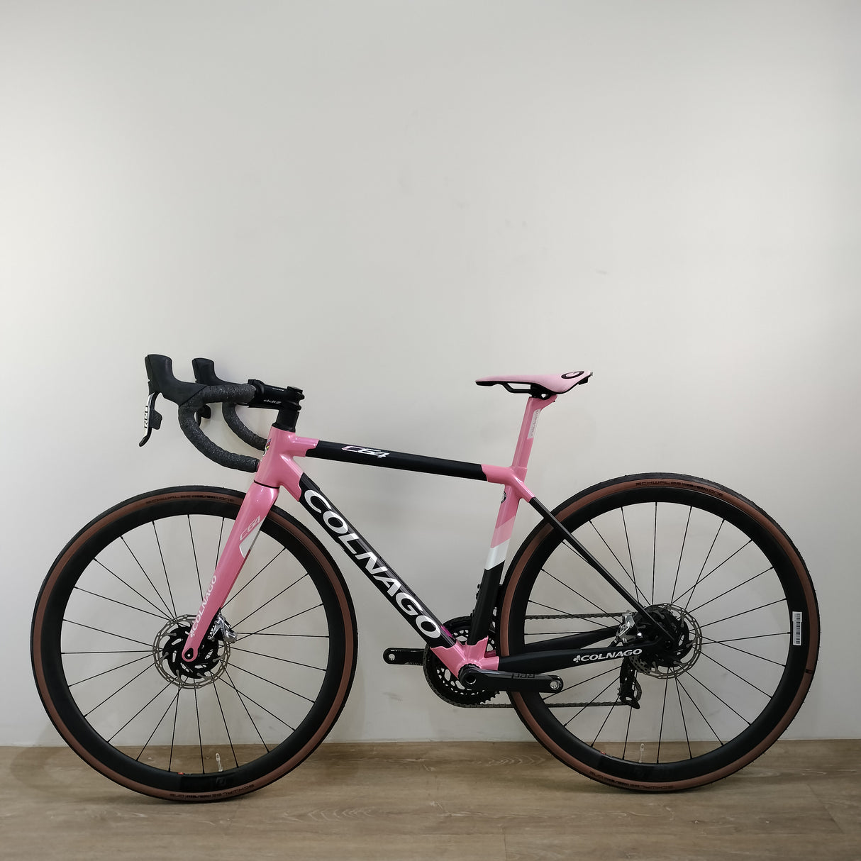 Preloved Colnago C64 SRAM Red Etap AXS Road Bike