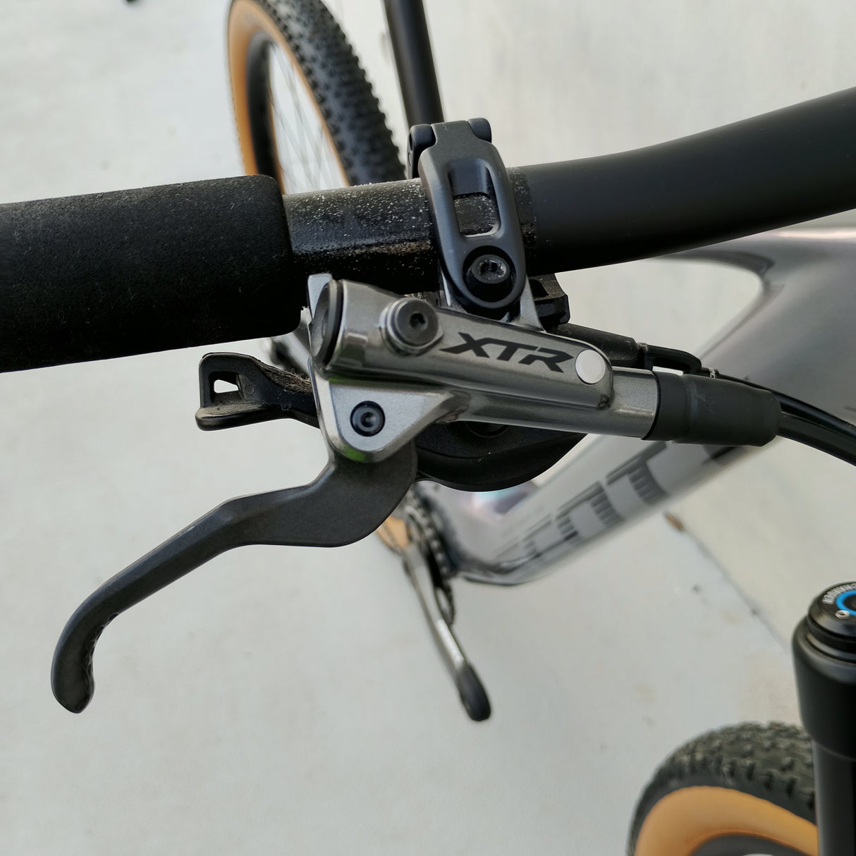 Preloved Spark RC Pro Mountain Bike