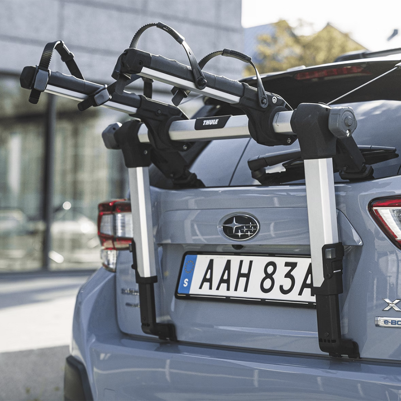 Thule Outway Hanging 3-bike Hanging Trunk Bike Rack