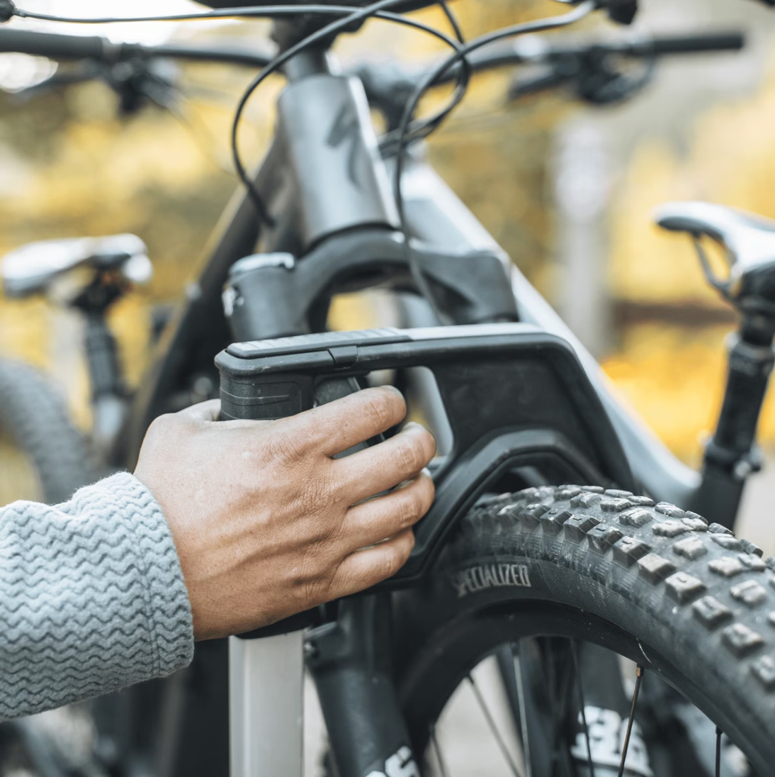 Thule Verse 2-Bike 2 Inch Platform Hitch Bike Rack