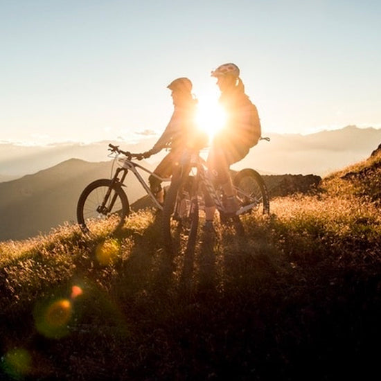 TIPS_AND_TRICKS_TRAVEL_DROP_DOWN