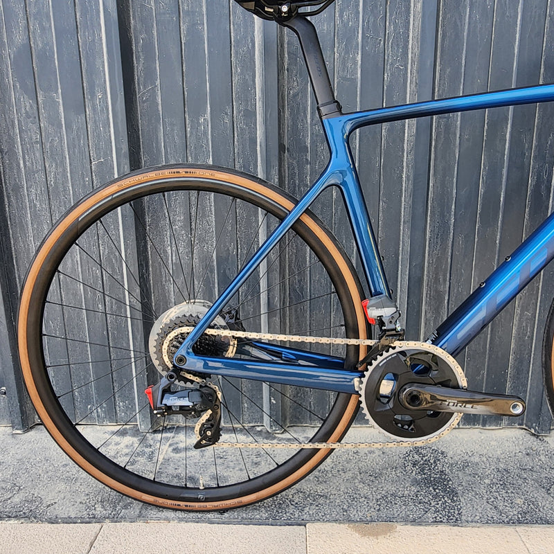 Preloved SCOTT Addict RC 20 Road Bike