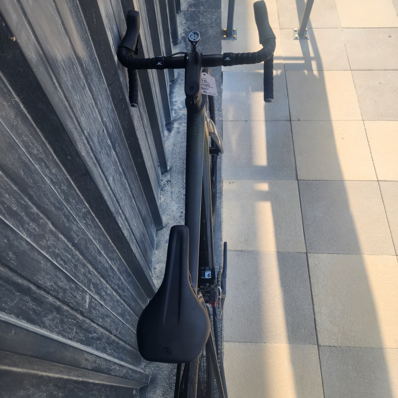 Preloved Scott Addict 10 Road Bike
