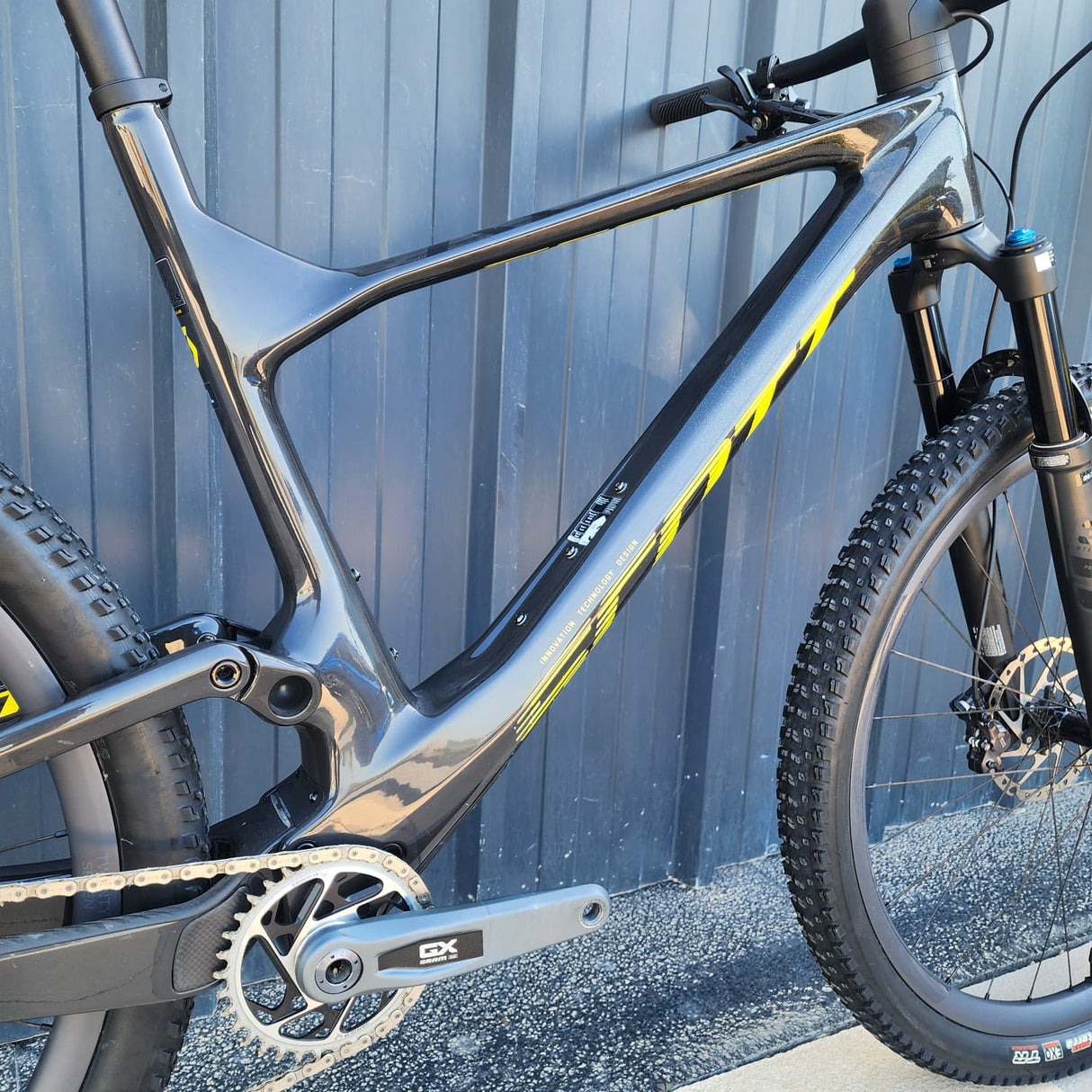 Preloved Scott Bike Spark RC Team Issue Mountain Bike