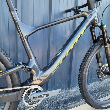 Preloved Scott Bike Spark RC Team Issue Mountain Bike